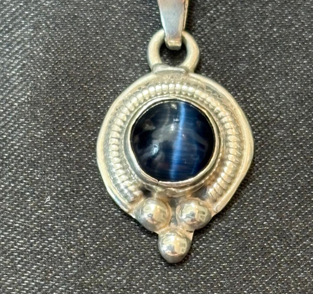 Handmade Sterling Silver Blue Cat’s Eye NecklaceEarrings Set Made in Italy Chain